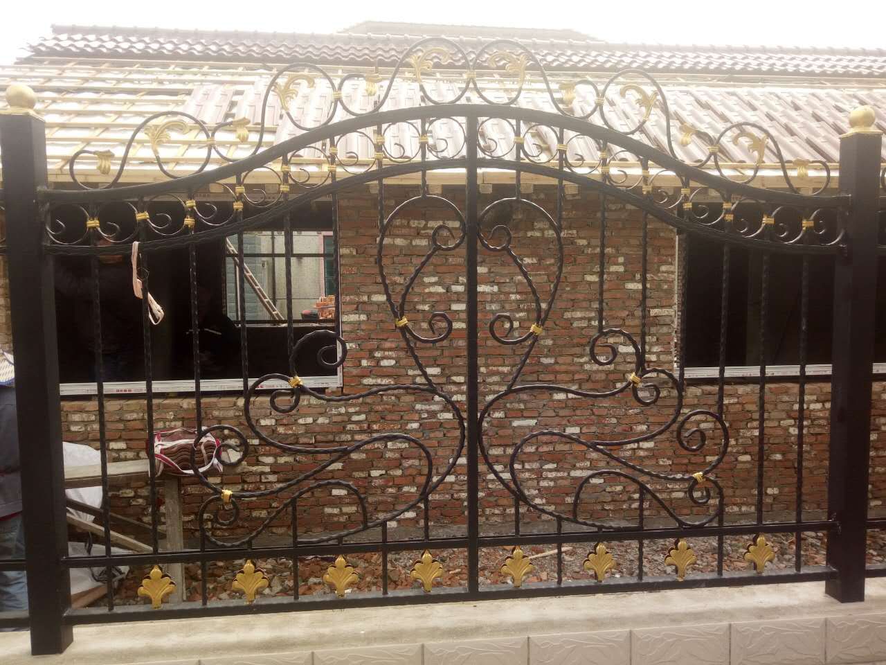 购买铁艺护栏注意�? /><i></i></a></span>
                            <div>
                                  <b>[2016-05-03]</b>
                                  <p><a href=